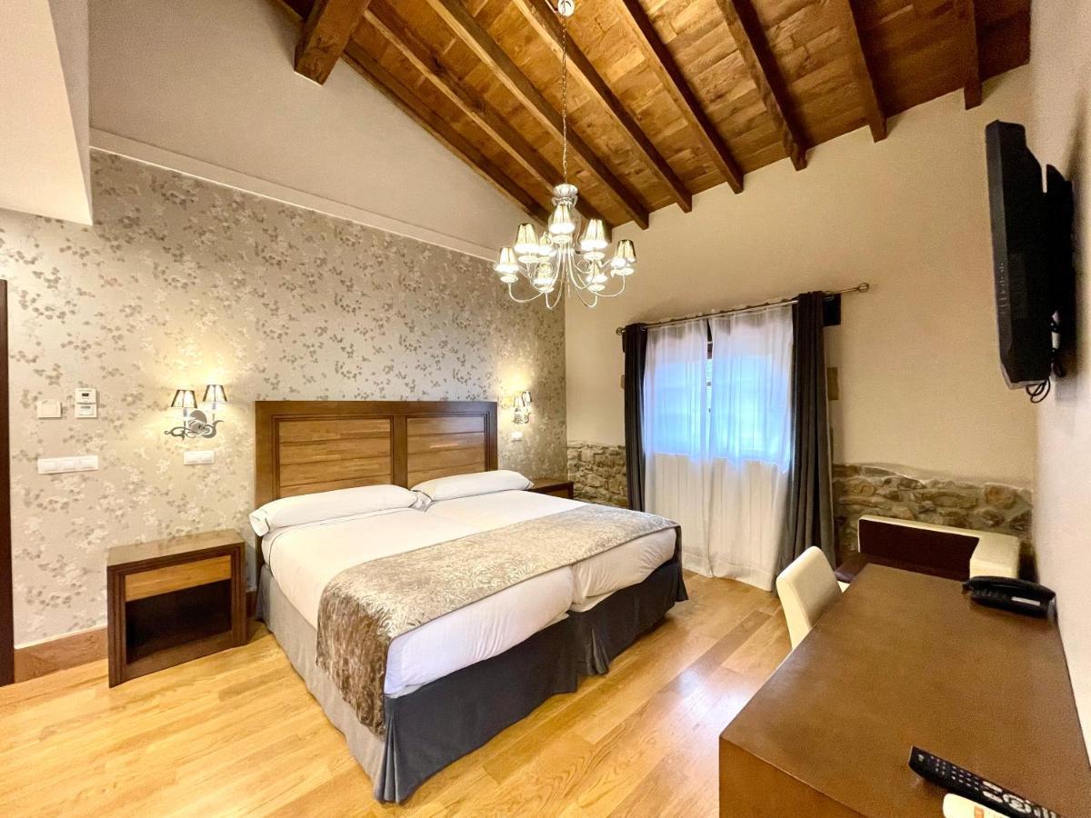 Akla Hotel Suites Valles Pasiegos Saro ภายนอก รูปภาพ