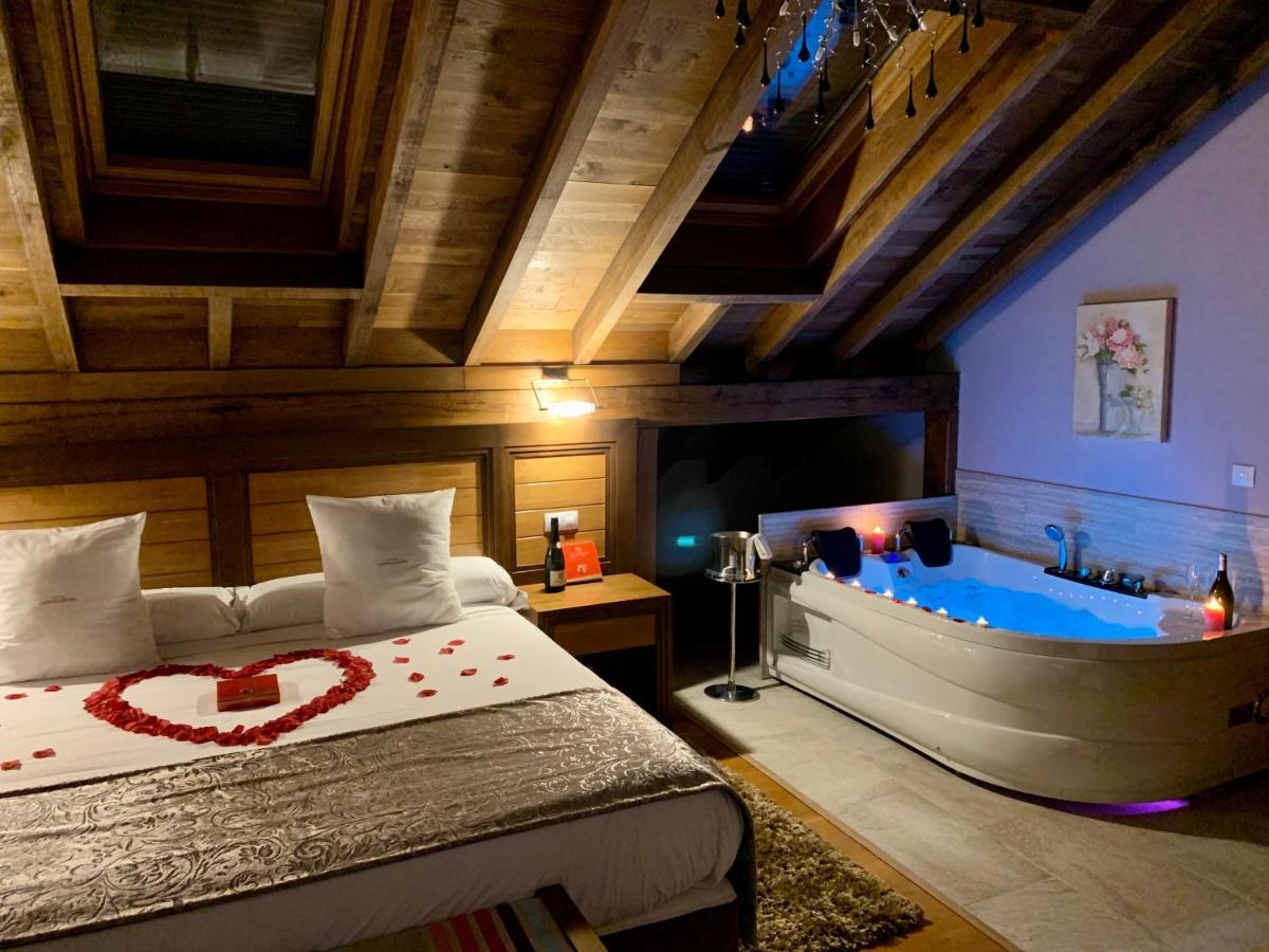 Akla Hotel Suites Valles Pasiegos Saro ภายนอก รูปภาพ